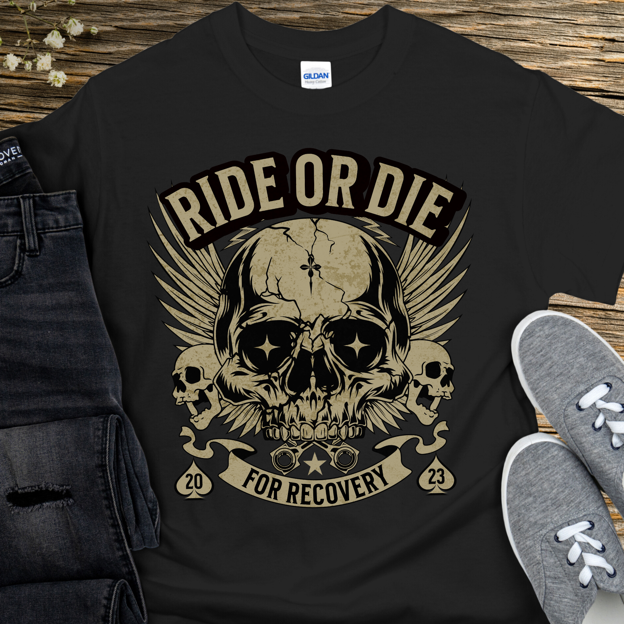 https://www.gun-ammo.com/wp-content/uploads/A0004/gunsphoto-2/mancaveandapparel-1/maroongildan_59.png